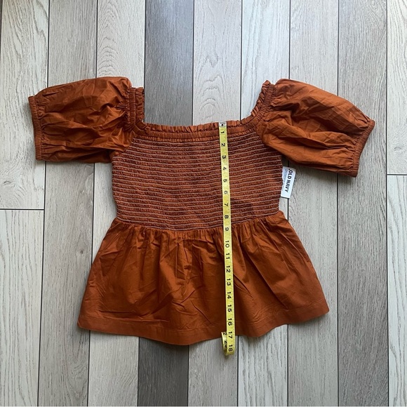 Old Navy Rust Smocked Blouse - Picture 4 of 4